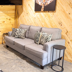 #8 - Long Neck Lodge (Queen Bunks + Queen Sofa Sleeper)