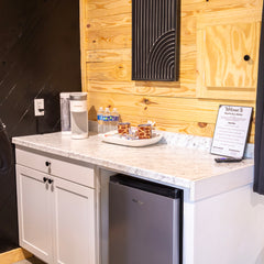 #8 - Long Neck Lodge (Queen Bunks + Queen Sofa Sleeper)